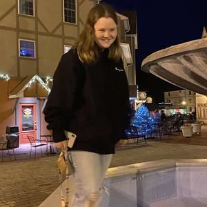 Meet your Posher, Bethany